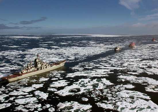 彼得大帝号重巡洋舰独自穿北极航线 彰显俄决心