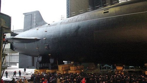 俄第3艘“北风之神”级核潜艇完成首轮海试(图)