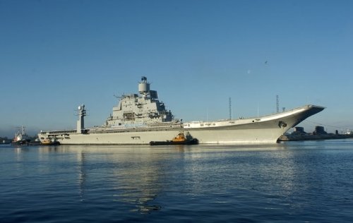 俄“维克拉玛蒂亚”号航母11月30日赴印移交
