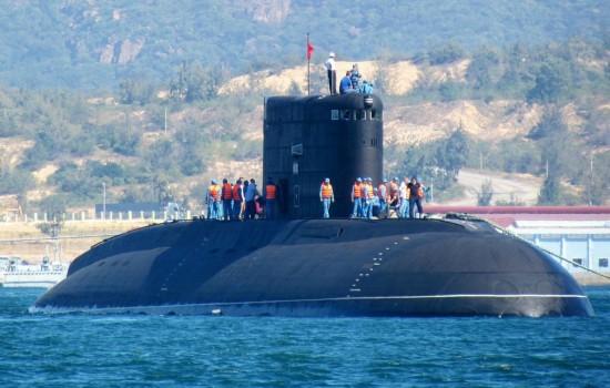 俄为越南建造第六艘“基洛”级潜艇铺设龙骨