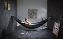 独特的碳纤维吊床浴缸