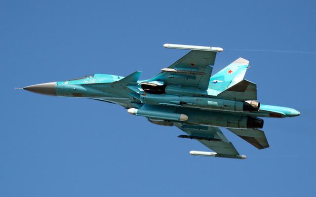 不看不知道，一看吓一跳：驻叙利亚俄罗斯空军的装备竟然这么多
