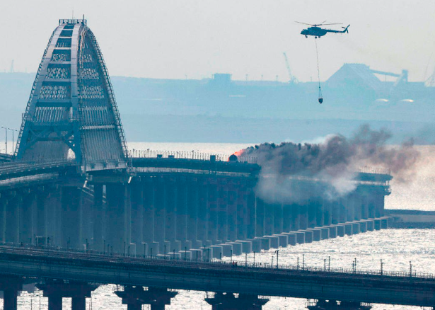 克里米亚大桥最新照片曝光，普京签署命令