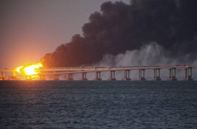 惊曝：克里米亚大桥被炸引爆货车属于俄籍男子